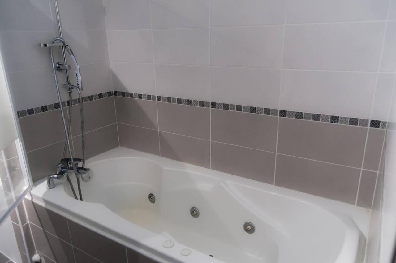 L'Halevy- Appartement Avec Garage Proche Gare Et Centre Commercial Polygone Beziers- Wifi 외부 사진